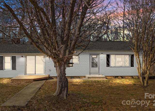 Property at 175 Kathy St, Marion, NC 28752, 3 beds, 2 baths