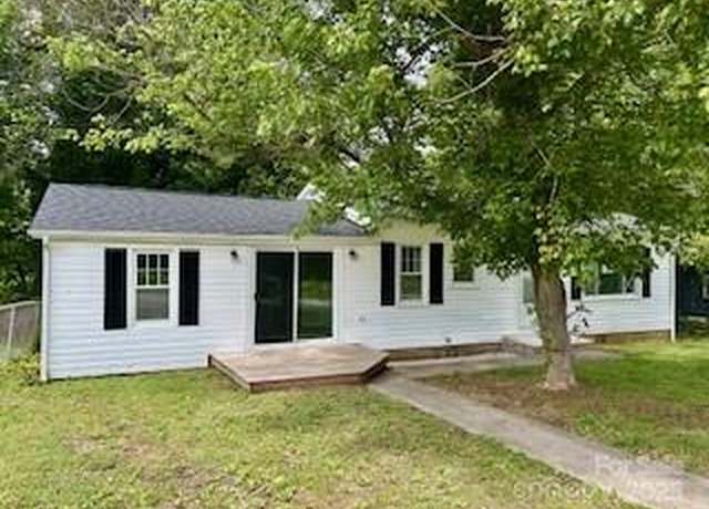 Property at 175 Kathy St, Marion, NC 28752, 3 beds, 2 baths