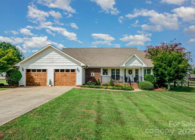 Property at 106 Charis Ln, Statesville, NC 28677, 3 beds, 2 baths