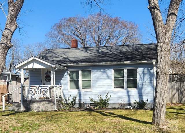Property at 128 N Oak St, Salisbury, NC 28146, 2 beds, 1 bath
