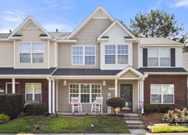 Property at 11023 Kinston Ridge Pl, Charlotte, NC 28273, 3 beds, 2.5 baths