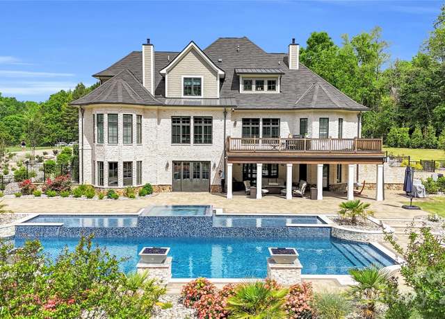 Property at 1430 Rosehill Dr, Waxhaw, NC 28173, 6 beds, 5.5 baths
