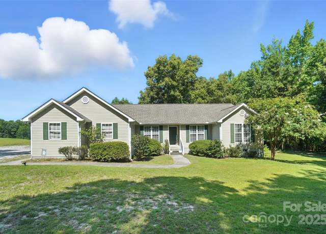 Property at 1116 Shop Rd, Kershaw, SC 29067, 3 beds, 2 baths