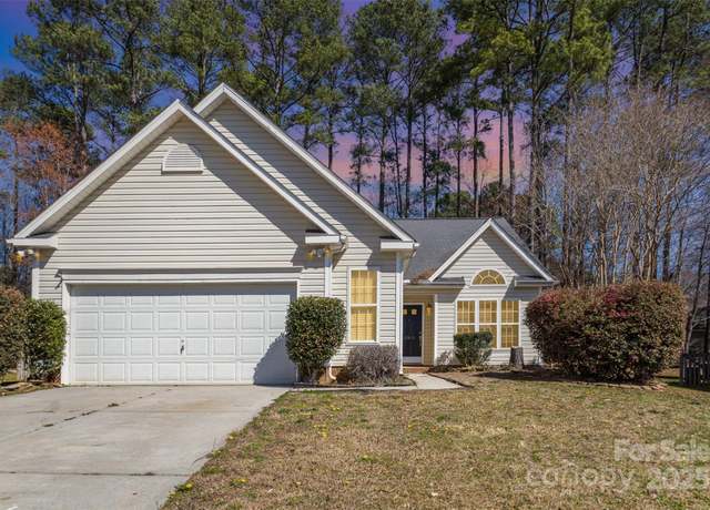 Property at 12810 English Walnut Ln, Charlotte, NC 28215, 3 beds, 2 baths