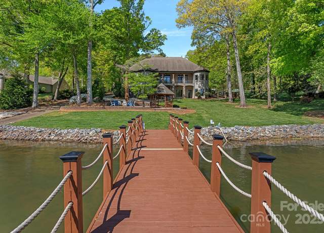 Property at 4786 Heather Ln, Denver, NC 28037, 4 beds, 4.5 baths
