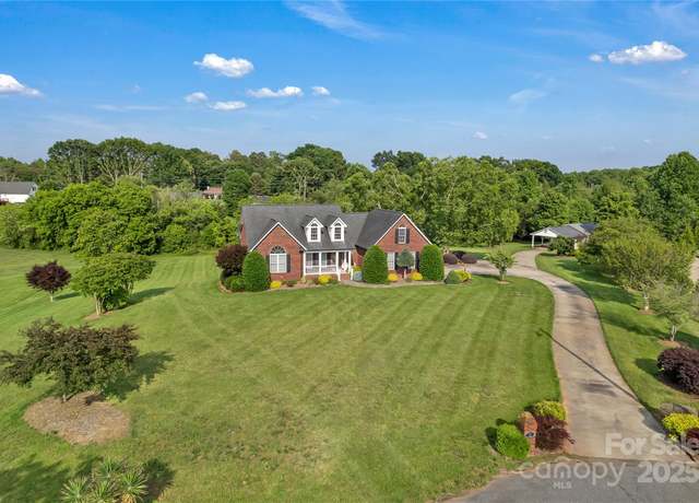 Property at 814 Settlers Dr, Cherryville, NC 28021, 3 beds, 3 baths