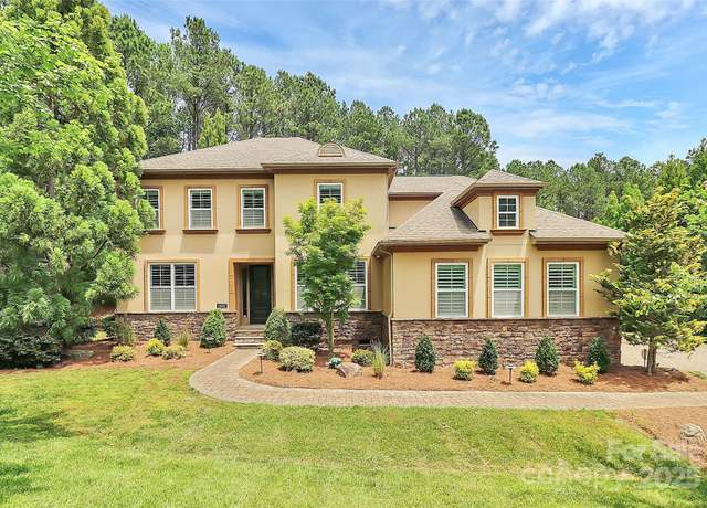 Property at 11052 Preservation Park Dr, Charlotte, NC 28214, 4 beds, 3.5 baths