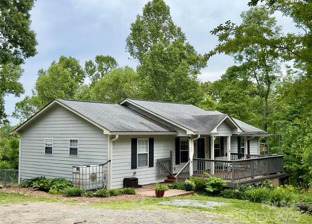 Property at 575 Rugged Top Rd, Hendersonville, NC 28792, 3 beds, 2 baths