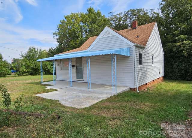 Property at 145 33rd St SW, Hickory, NC 28602, 2 beds, 1 bath