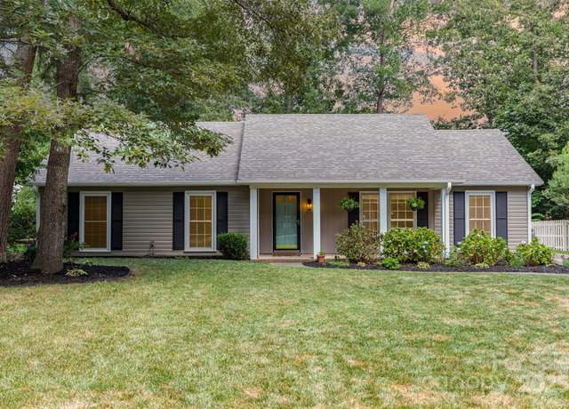 Property at 7017 Brookgreen Ter, Matthews, NC 28104, 3 beds, 2 baths