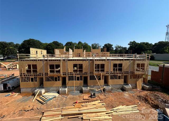 Property at 3018 Casting St #20, Charlotte, NC 28206, 3 beds, 3.5 baths