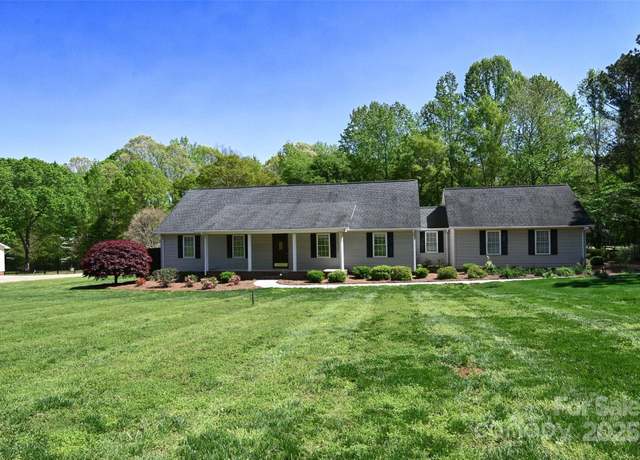 Property at 6779 Highway 557 Hwy, Clover, SC 29710, 3 beds, 2 baths