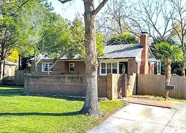 Property at 1162 Brighton Pl, Charlotte, NC 28205, 3 beds, 1 bath