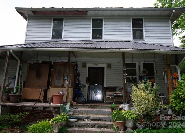Property at 8131 Old Linville Rd, Marion, NC 28752, 4 beds, 1 bath