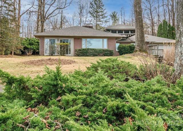 Property at 124 Sky Village Ln, Laurel Park, NC 28739, 4 beds, 2 baths