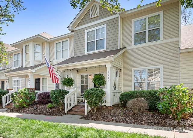 Property at 7910 Camden Hollow Rd, Huntersville, NC 28078, 2 beds, 2.5 baths