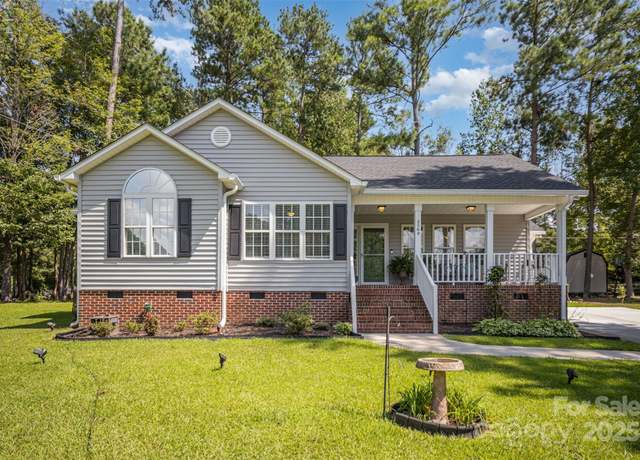 Property at 2569 Tully Ct, Lancaster, SC 29720, 3 beds, 2 baths