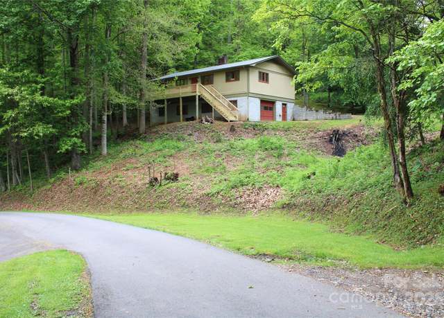 Property at 347 Knob Hill Estates Rd, Sylva, NC 28779, 2 beds, 2 baths