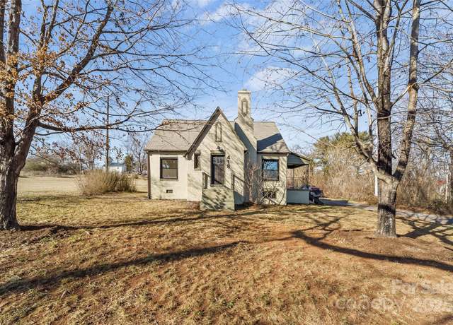 Property at 418 Carbon City Rd, Morganton, NC 28655, 4 beds, 2 baths