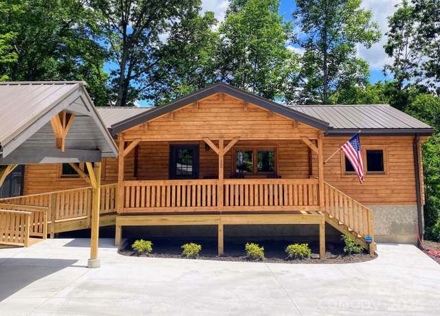 Property at 12 Hoosier Ct, Lake Junaluska, NC 28745, 3 beds, 2 baths