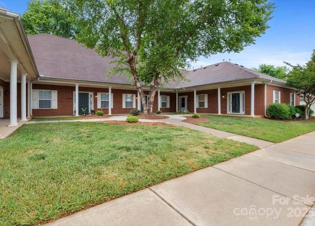 Property at 7138 Somerset Springs Dr, Charlotte, NC 28262, 2 beds, 2 baths