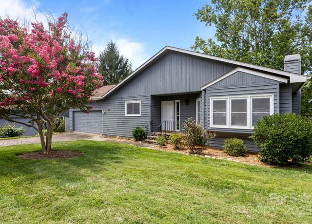 Property at 34 Larkspur Ct Unit B, Asheville, NC 28805, 2 beds, 3 baths