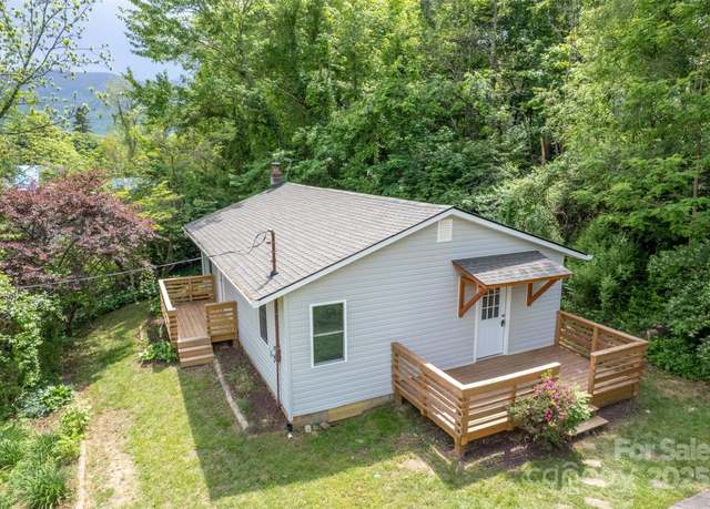 Property at 307 Hawthorne Ave, Swannanoa, NC 28778, 2 beds, 2 baths