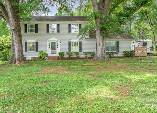 Property at 511 Plymouth Ave, Salisbury, NC 28144, 4 beds, 2.5 baths