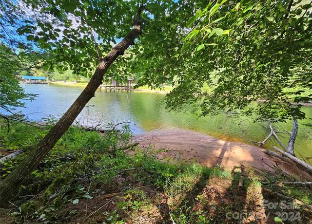Property at 1366 Lake Vista Dr, Valdese, NC 28690