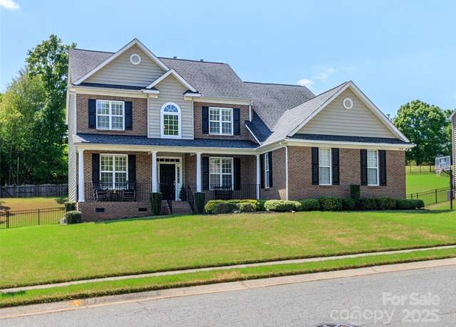 Property at 706 Springwood Dr #14, Waxhaw, NC 28173, 5 beds, 2.5 baths