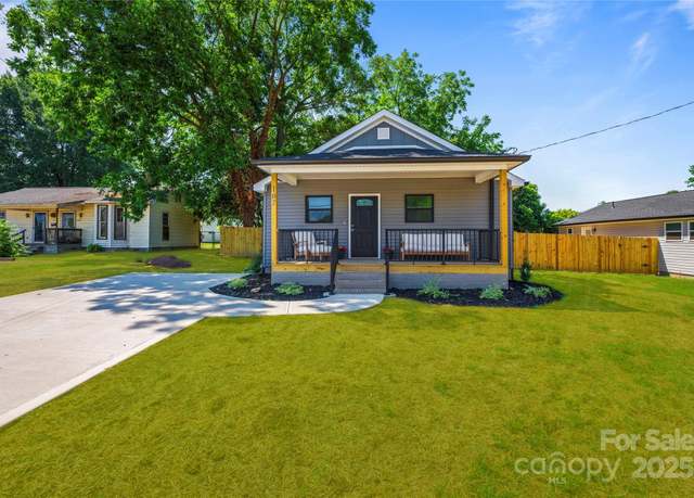 Property at 107 W Poplar St, Stanley, NC 28164, 3 beds, 2 baths