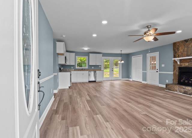 Property at 1195 Ralph B Keener Rd, Lincolnton, NC 28092, 3 beds, 2 baths