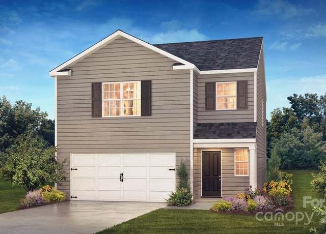 Property at 1045 20th Avenue Loop SE, Hickory, NC 28602, 3 beds, 2.5 baths