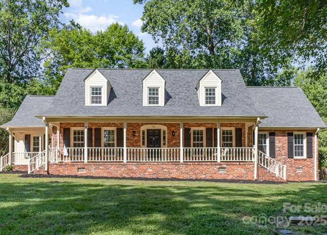 Property at 781 Summerwood Dr, Rock Hill, SC 29732, 3 beds, 2.5 baths