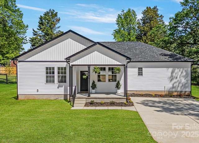 Property at 1613 Frederick Ave, Kannapolis, NC 28081, 3 beds, 2.5 baths
