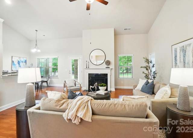 Property at 5032 Eagles Crest Ln, Gastonia, NC 28056, 4 beds, 2 baths