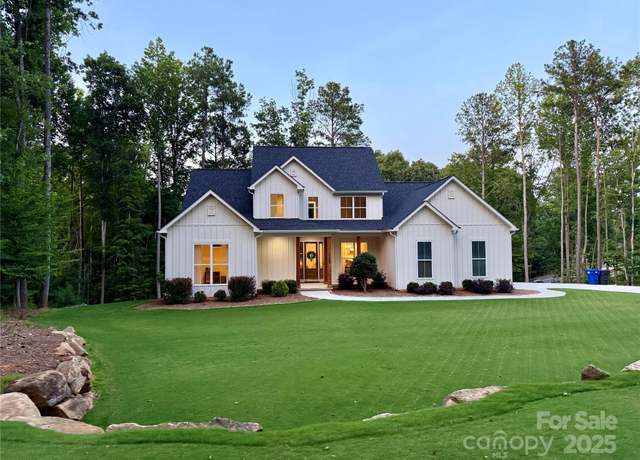 Property at 1123 Fern Hill Rd, Mooresville, NC 28117, 4 beds, 4.5 baths