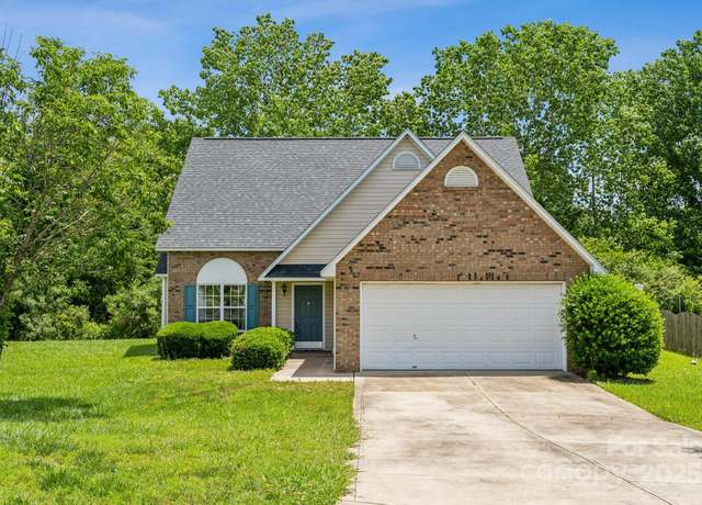 Property at 3038 Twin Peaks Ct, Monroe, NC 28110, 4 beds, 2.5 baths