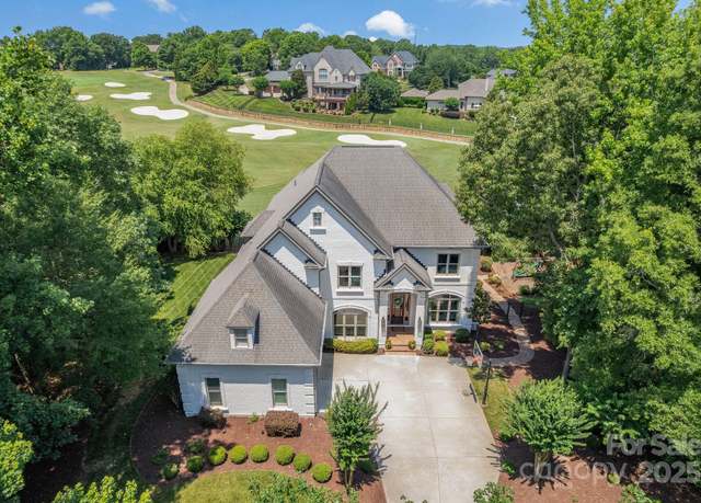 Property at 1032 Spyglass Ln, Waxhaw, NC 28173, 5 beds, 4.5 baths