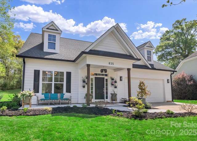 Property at 835 Ryans Pl, Fort Mill, SC 29715, 4 beds, 3.5 baths