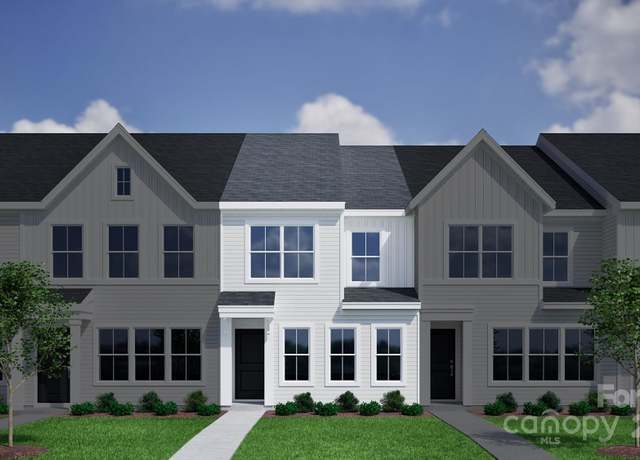 Property at 2914 Sloan Dr, Charlotte, NC 28208, 3 beds, 2.5 baths