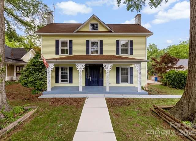 Property at 522 Alexander St, Statesville, NC 28677, 4 beds, 3 baths