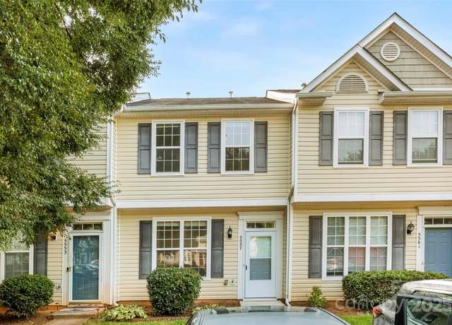 Property at 5557 Seths Dr, Charlotte, NC 28269, 2 beds, 2.5 baths