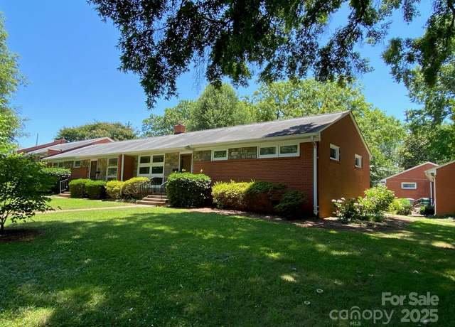 Property at 1017 Andover Rd, Charlotte, NC 28211, 3 beds, 1.5 baths