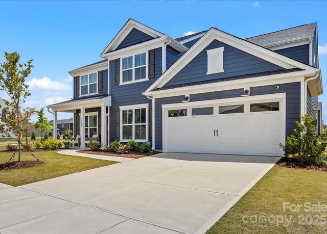 Property at 12205 Hollinhope Dr, Charlotte, NC 28278, 5 beds, 3.5 baths