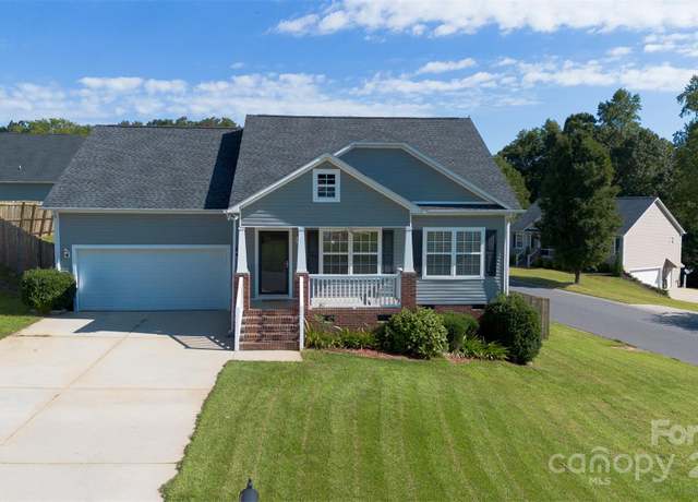 Property at 835 Holdcroft Ln, Rock Hill, SC 29730, 3 beds, 2 baths