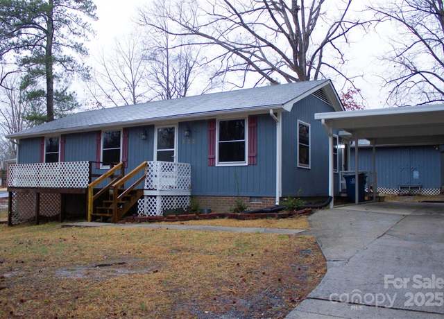 Property at 522 Perry St, Troy, NC 27371, 3 beds, 2 baths