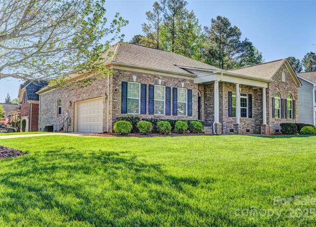 Property at 133 Misty Woods Dr, Lake Wylie, SC 29710, 3 beds, 2 baths