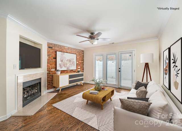 Property at 1218 Green Oaks Ln Unit E, Charlotte, NC 28205, 2 beds, 1.5 baths