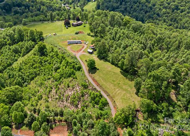 Property at 410 Fork Mountain Rd, Bakersville, NC 28705, 2 beds, 3 baths